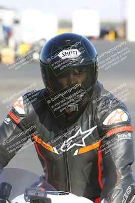 media/Apr-10-2022-SoCal Trackdays (Sun) [[f104b12566]]/Around the Pits/